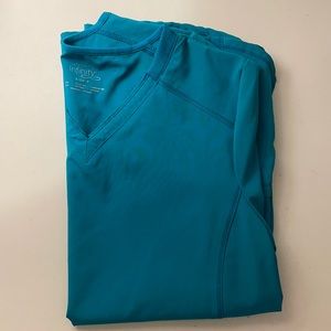 Infinity scrub top